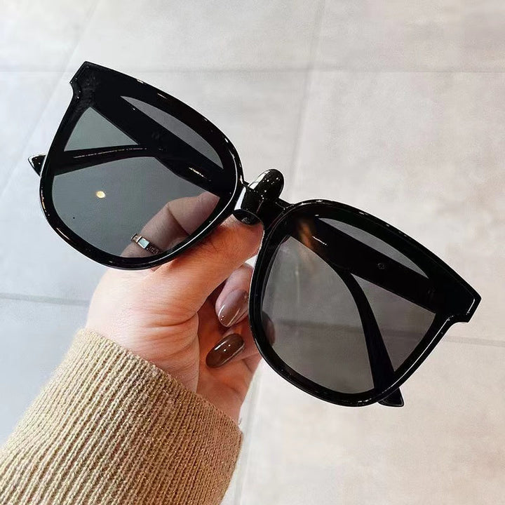 Women's Fashion Cat-Eye Sunglasses with Trendy Design Kalsten