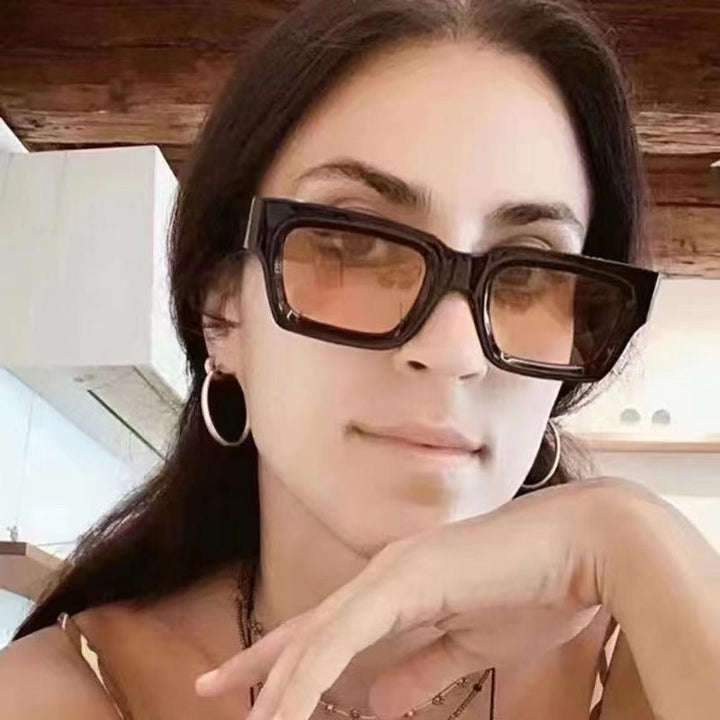 Ladies fashionable rectangular sunglasses with wide frame and protective UV filter Kalsten