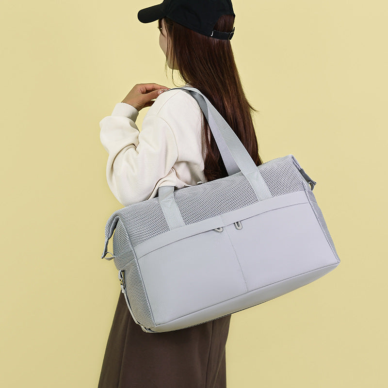 Sporty tote bag with breathable mesh material and multifunctional pockets Kalsten