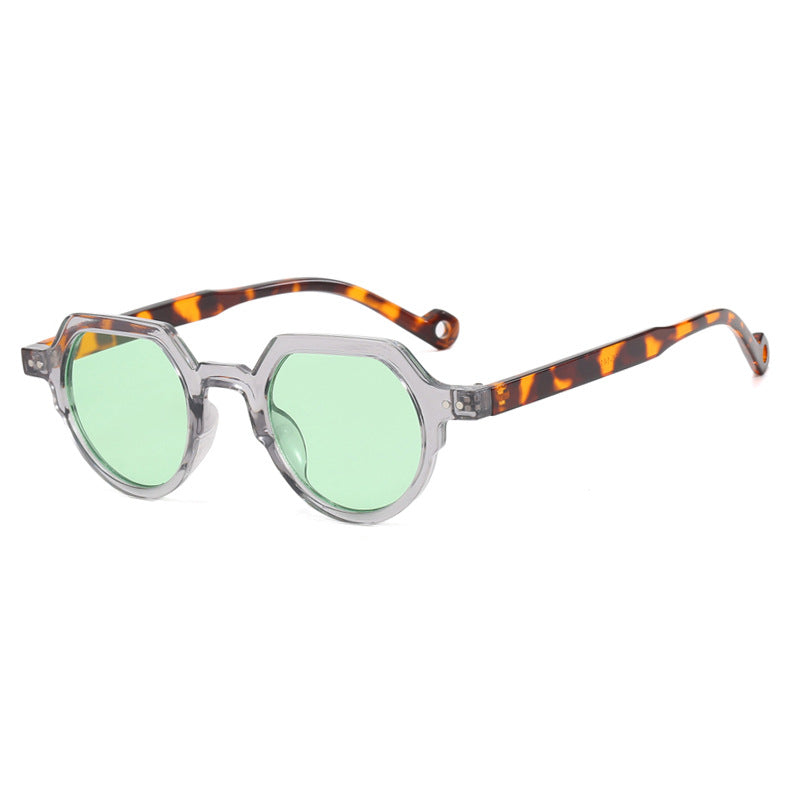 Women's geometric sunglasses with protective UV filter and sturdy frame Kalsten