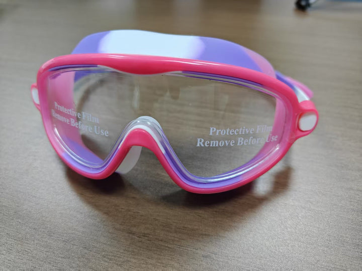 Swimming mask with wide field of vision and UV protection Kalsten