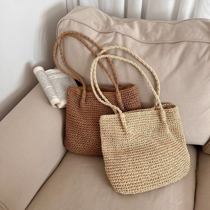 Elegant Bast bag with spacious interior Kalsten