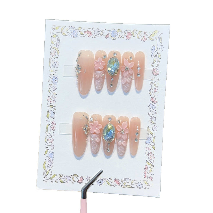Artificial artificial nails with floral decorations and glitter details Kalsten
