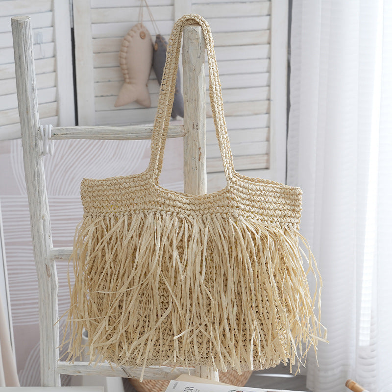Handmade beach bag with fringed designed pattern Kalsten
