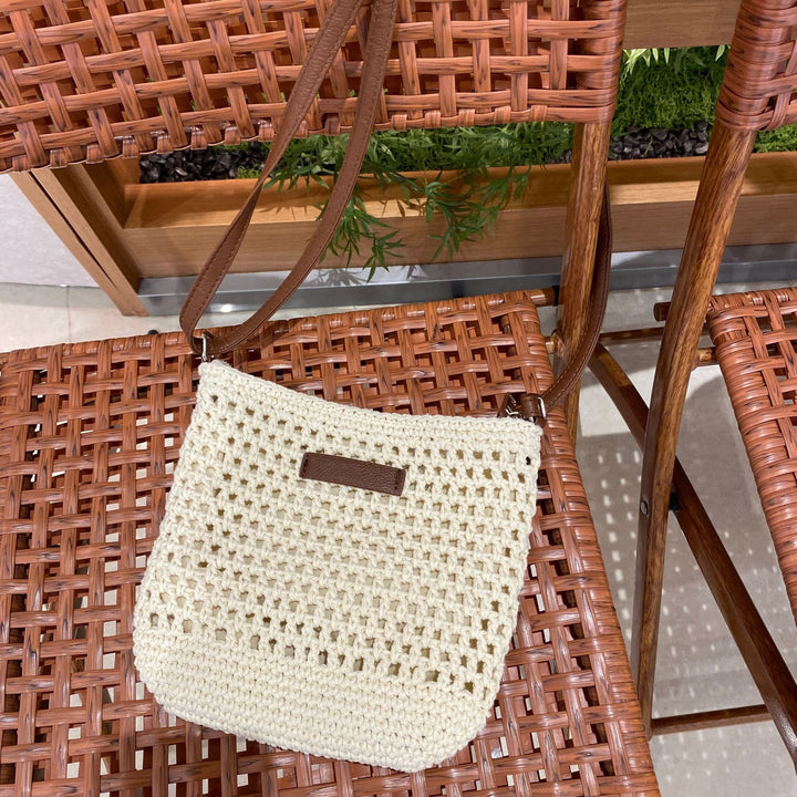 Hand-knotted shoulder bag in modern design Kalsten