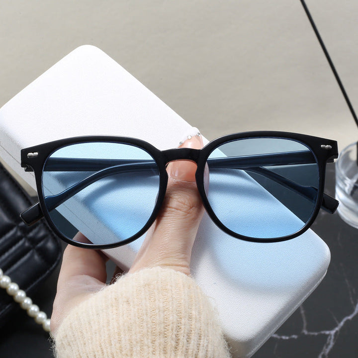 Ladies fashionable sunglasses with transparent frame and elegant design Kalsten