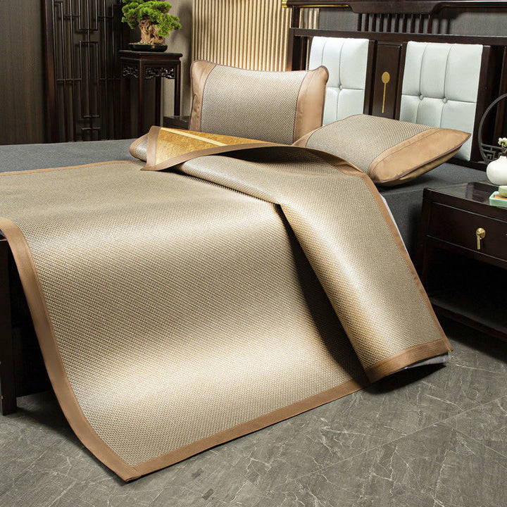 Women luxurious bedspread with elegant design Kalsten