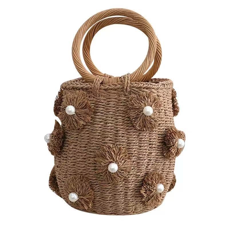 Refined handbag with pearl applications Kalsten