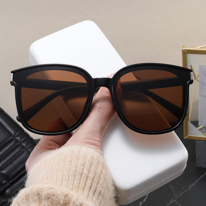Women's stylish sunglasses with fashionable design Kalsten