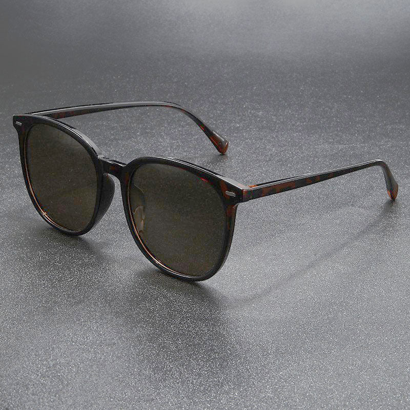 Women's fashionable sunglasses in a unique design with UV protection Kalsten