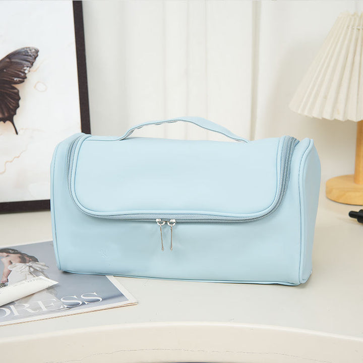 Travel cosmetics bag with multiple compartments Kalsten