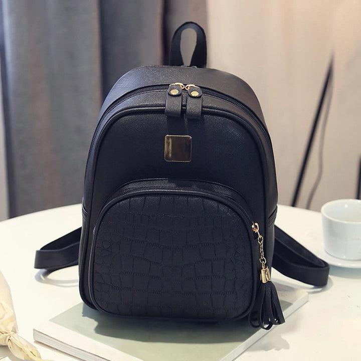 Fashionable backpack with structured material Kalsten