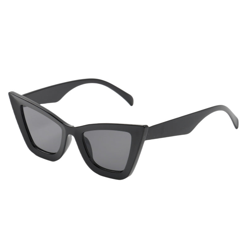 Women fashion forward Cat-Eye sunglasses Kalsten