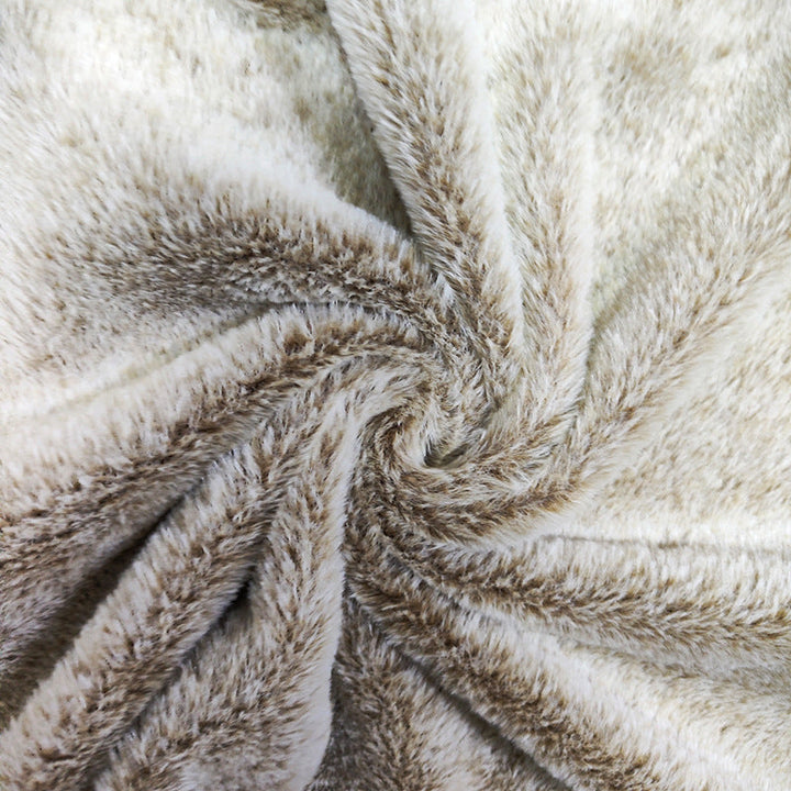 Women Ultra-Soft Plush Blanket with Stylized Checkered Pattern Kalsten