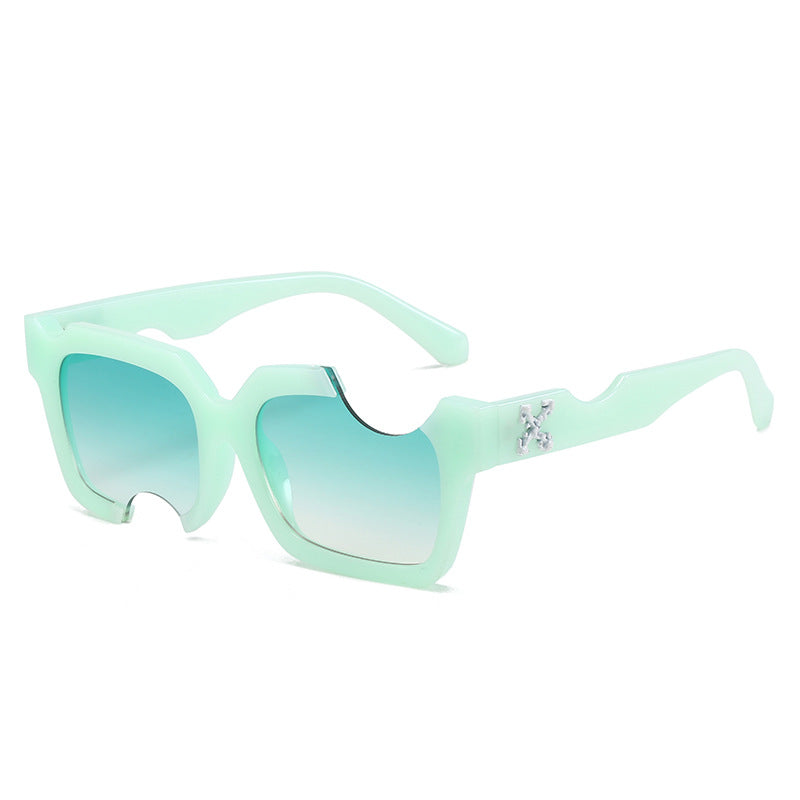 Women's modern, geometric sunglasses with exceptional frame Kalsten