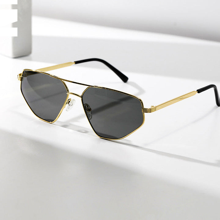 Ladies geometric sunglasses with elegant metal frame Kalsten