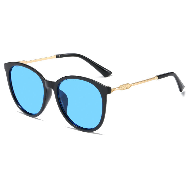 Women's Fashion Cat-Eye Sunglasses with Mirrored Lenses Kalsten