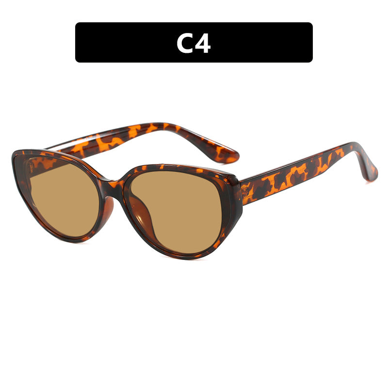 Ladies Cat-Eye Sunglasses with fashionable tortoiseshell pattern and UV protection Kalsten