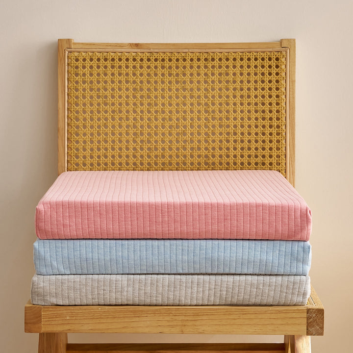 Breathable and Hypoallergenic Mattress Topper Kalsten