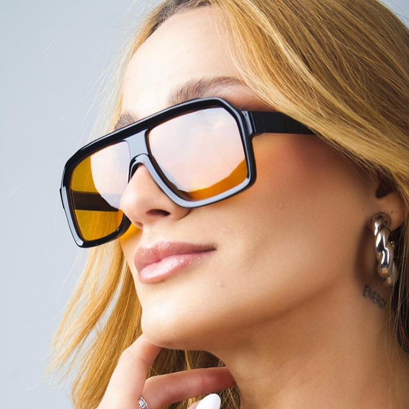 Women's large square sunglasses in a modern design with a sturdy frame Kalsten