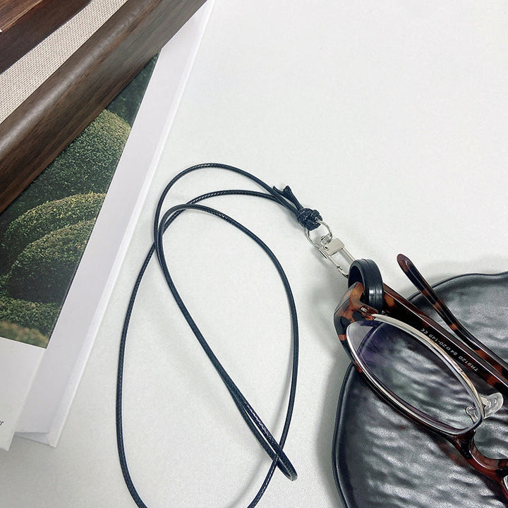 Fashionable Glasses Holder Chain Made of High-Quality Leather Kalsten