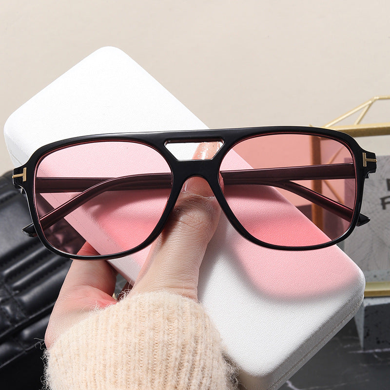 Women’s fashionable glasses with a fine frame and strict contours Kalsten
