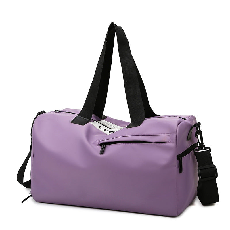 Stylish travel bag with versatile carrying options Kalsten
