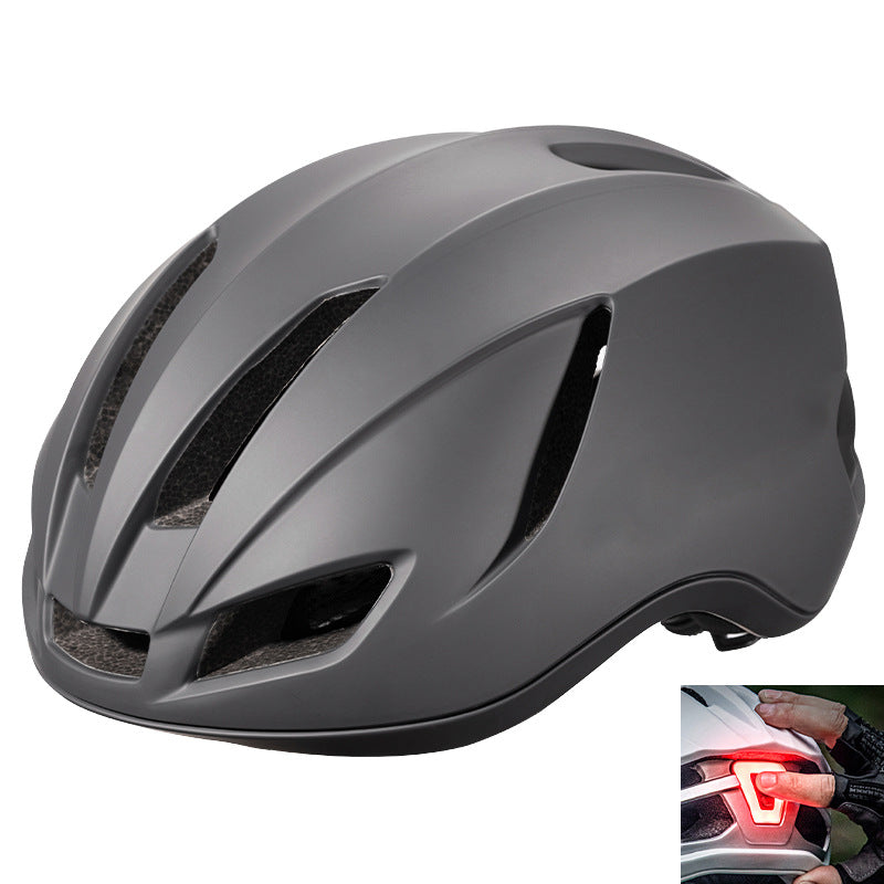 Road bike helmet with integrated safety light Kalsten