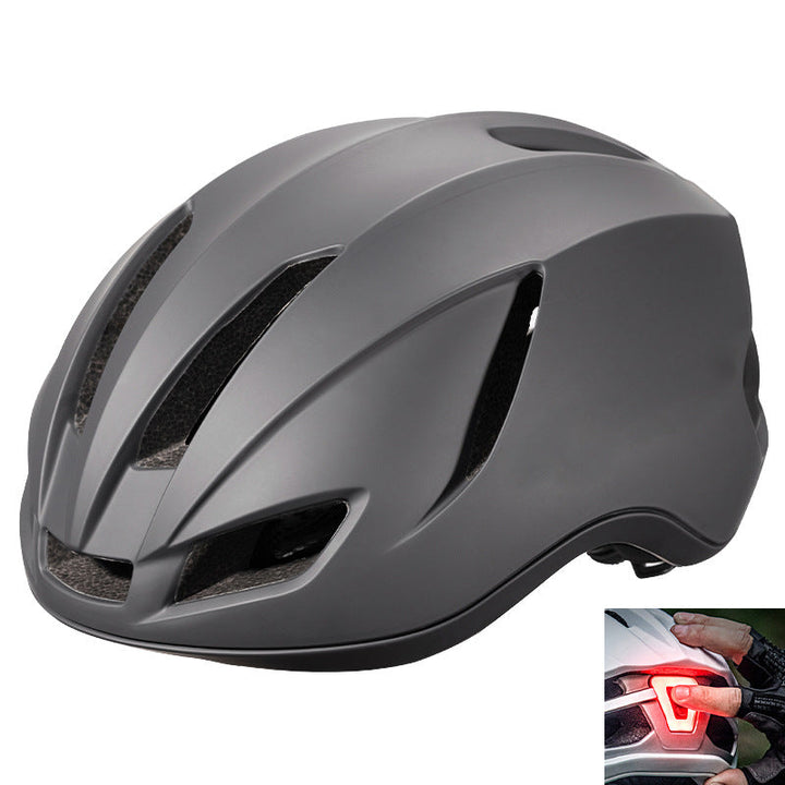 Road bike helmet with integrated safety light Kalsten