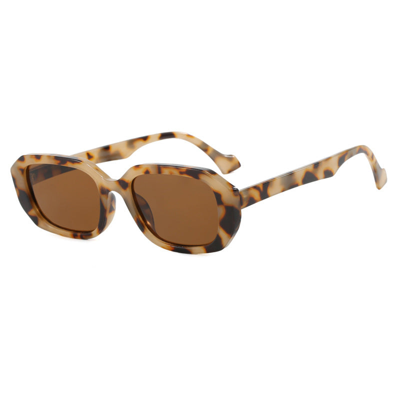 Ladies fashionable sunglasses with elegant geometric design Kalsten