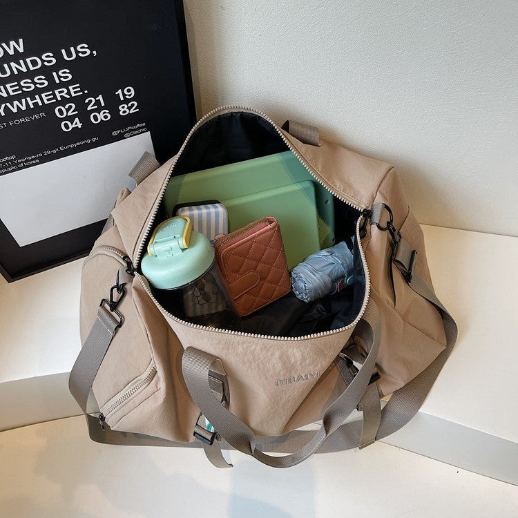 Sporty travel bag with versatile carrying options Kalsten