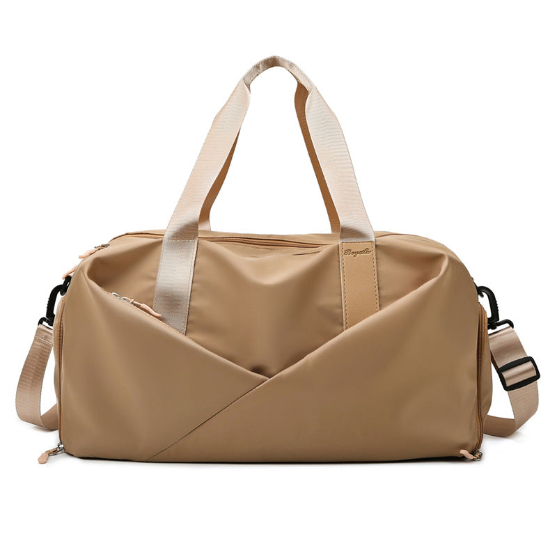 Multifunctional sports and travel bag with ergonomic design Kalsten