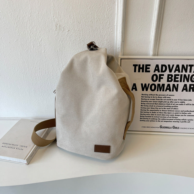 Multifunctional Leisure Bag with Structured Design Kalsten