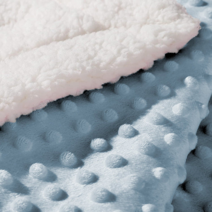 soft and reversible cozy blanket Kalsten