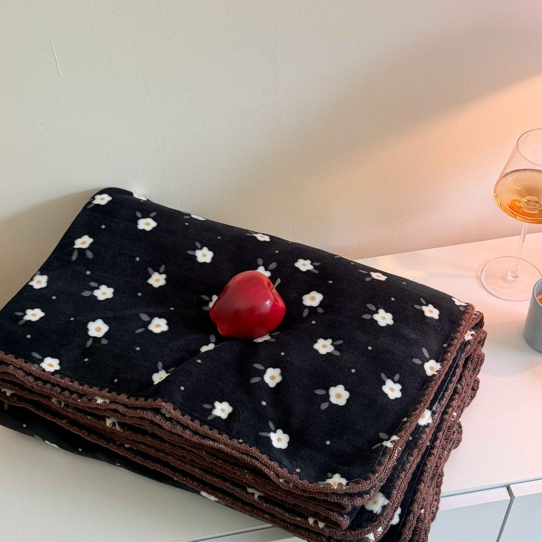 Animal-Print Throw Blanket Kalsten