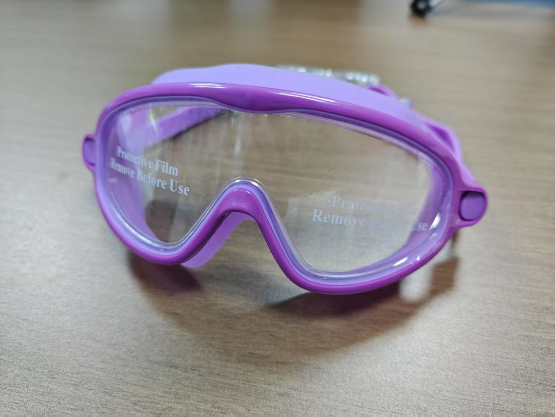 Swimming mask with wide field of vision and UV protection Kalsten
