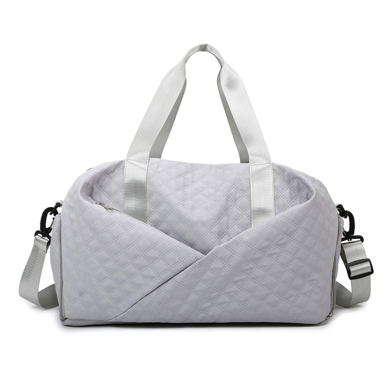 Sporty travel bag with elegant quilted pattern Kalsten