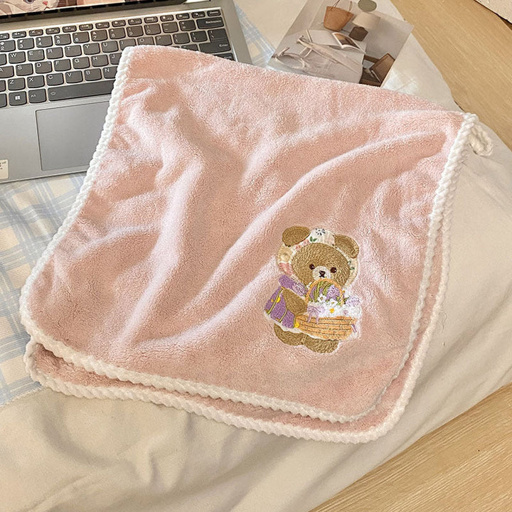 Cuddly blanket with cute bear motif Kalsten