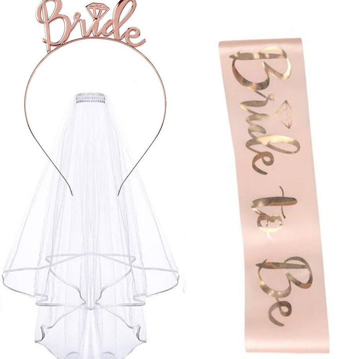 Women's bridal accessories set with shimmering veil and personalized sash Kalsten