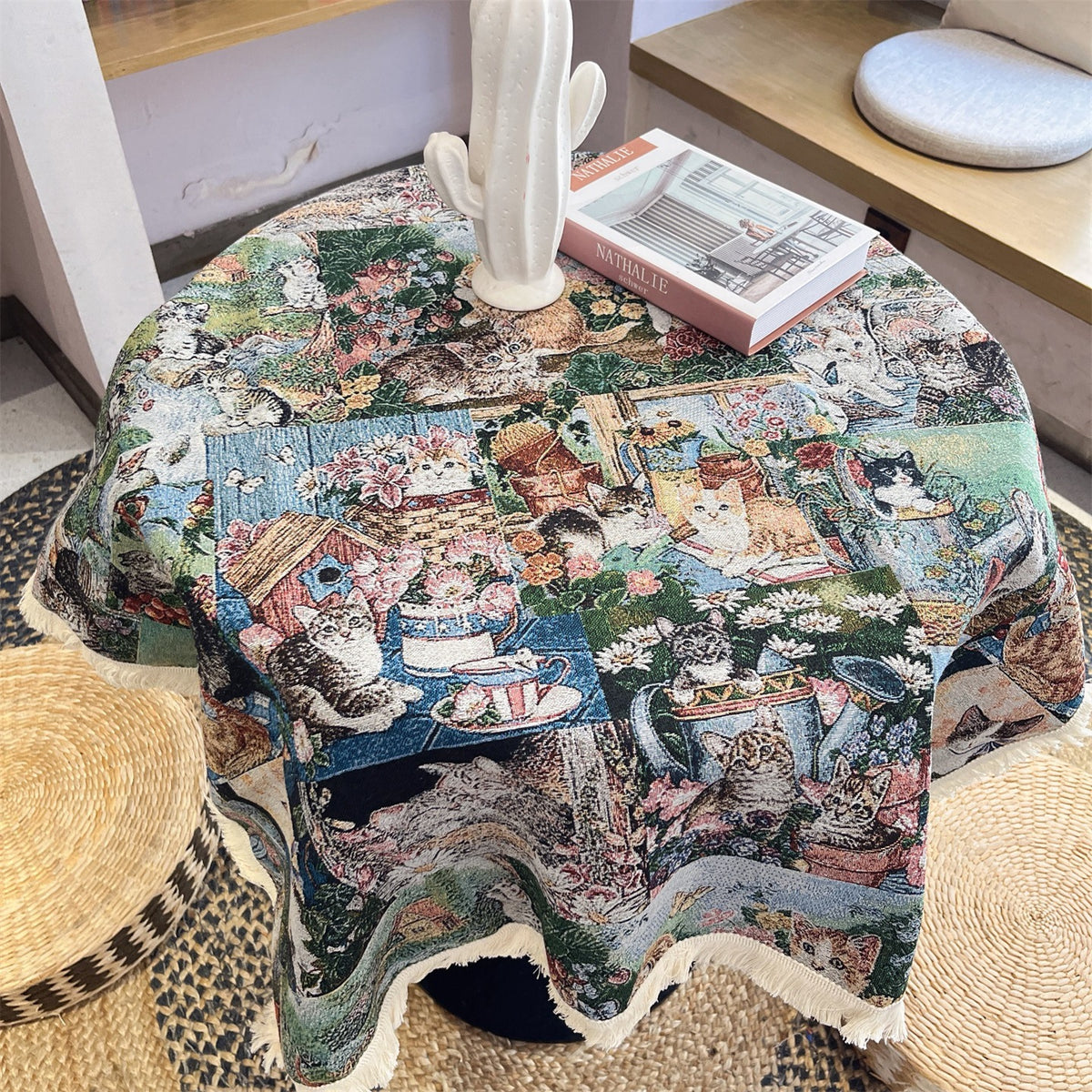 Artistic Cat-Themed Table Cover