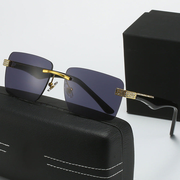 Ladies fashionable sunglasses in elegant square design Kalsten