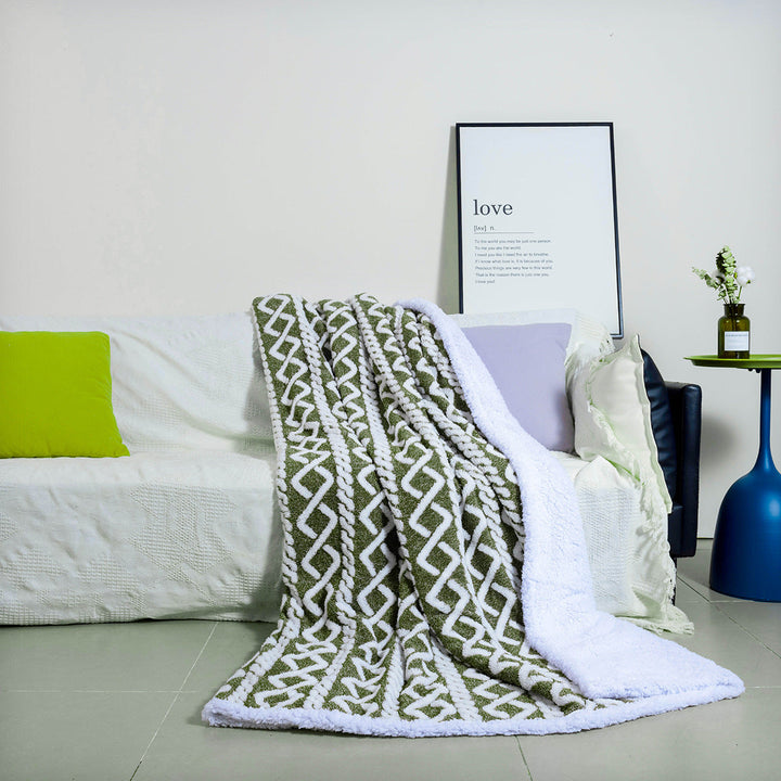 Women Cozy Reversible Blanket with Geometric Pattern Kalsten