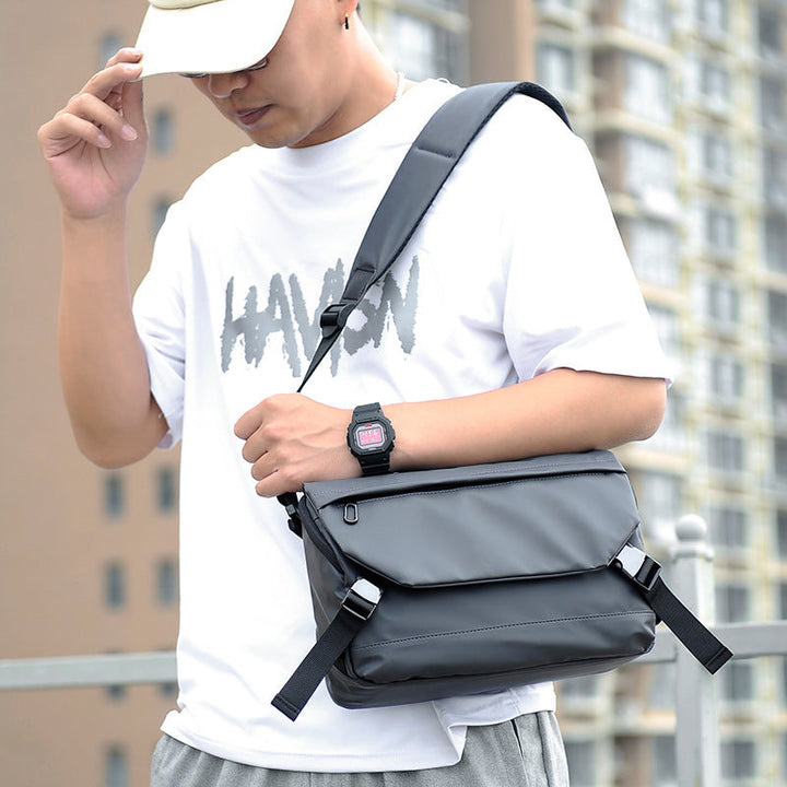 Elegant Crossbody Messenger with Innovative Design Kalsten