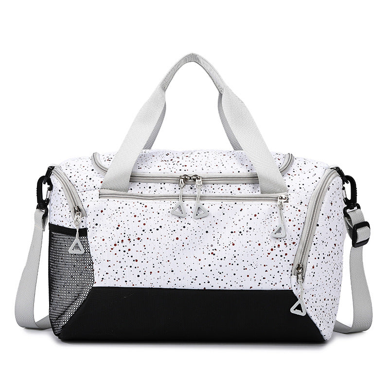 Sporty leisure bag with durable material and innovative compartment design Kalsten