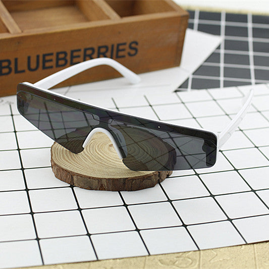 Ladies Sporty Oversized Sunglasses Kalsten