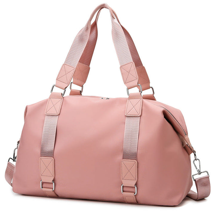 Sports bag with ergonomic carrying handles and versatile interior Kalsten
