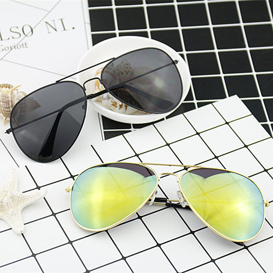 Women's modern pilot sunglasses with gradient lens design Kalsten