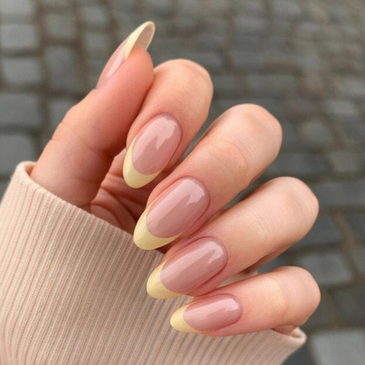 Artificial nails with elegant gradient and chic tips Kalsten