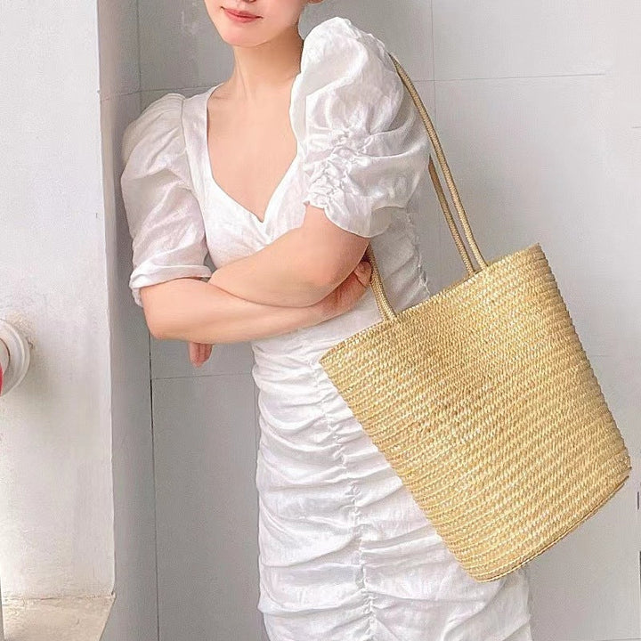 Spacious basket bag with pocket Kalsten