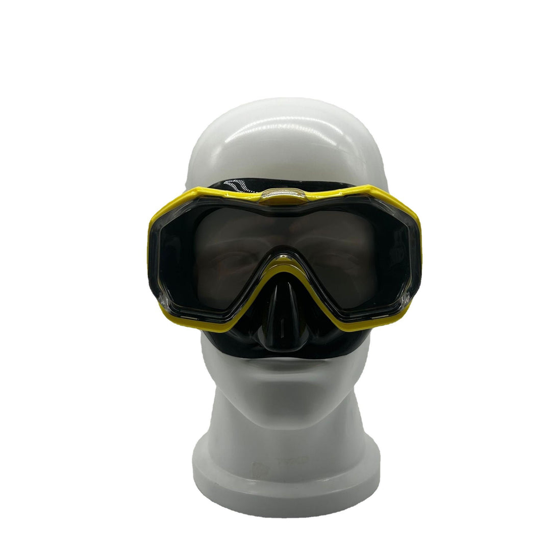 Diving mask with wide field of vision and anti-fog technology Kalsten